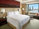 Deluxe Shangri-La Wing Double room with river view