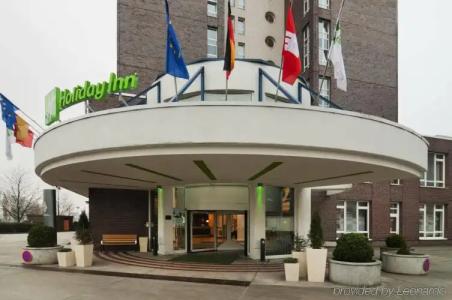 Holiday Inn Hamburg, an IHG - 35