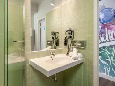 ibis Styles Hamburg Alster City - 42