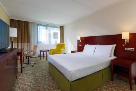 Courtyard by Marriott Dusseldorf Seestern - 52