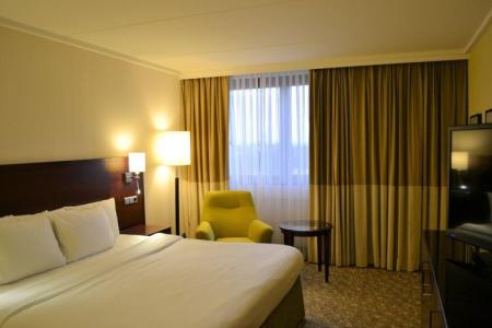 Courtyard by Marriott Dusseldorf Seestern - 49