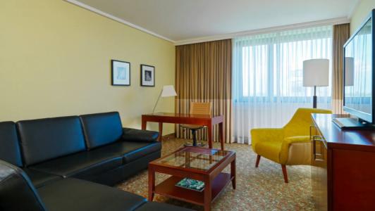 Courtyard by Marriott Dusseldorf Seestern - 58