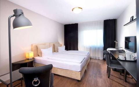 Tryp by Wyndham Bremen Airport - 11