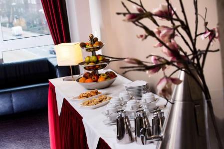 Tryp by Wyndham Bremen Airport - 9