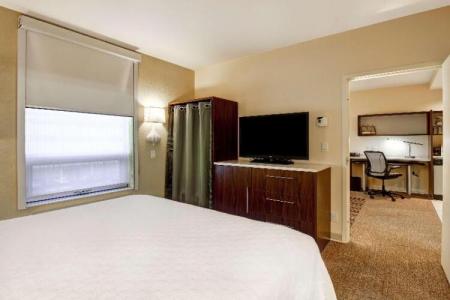 Home2 Suites by Hilton West Edmonton - 39