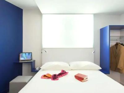 ibis Styles Vannes Gare Centre - 4