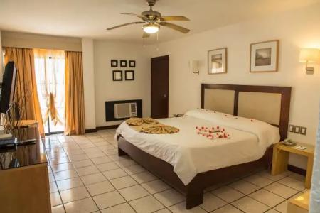 Coral Costa Caribe Beach Resort - All Inclusive - 6