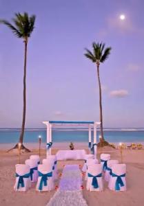 Ocean Blue & Sand Beach Resort - All Inclusive - 33