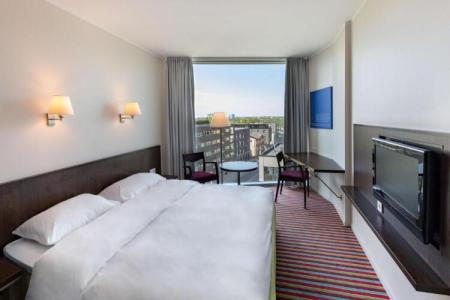 Park Inn by Radisson Meriton Conference & Spa Tallinn - 100