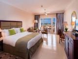 2 Bedrooms Executive Quadruple Suite with sea view