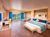 Premium Double Suite with partial sea view