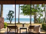 Villa with balcony and beachfront