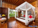 Standard Family room with pool view