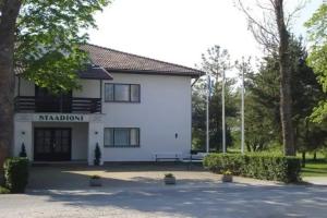 Staadioni Hotel, Kuressaare