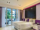 Deluxe Double room with pool view