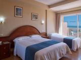 Triple room with sea view