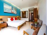 Deluxe room with pool view