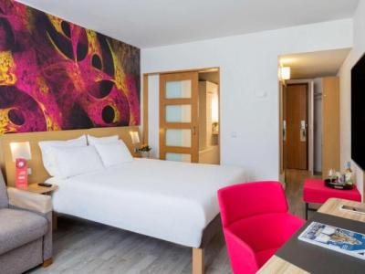 Novotel Barcelona Cornella - 42