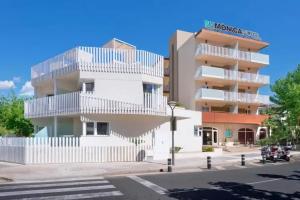 Monica Hotel, Cambrils