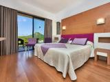 Standard Double room with balcony and with partial sea view