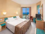 Standard Double room with partial sea view