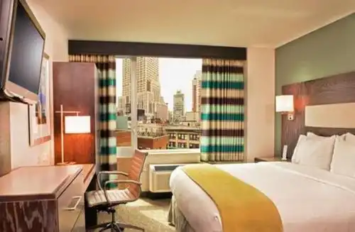 Holiday Inn Express - Times Square South, an IHG - 20