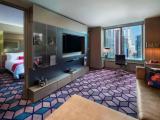 Marvelous Broadway View Double Suite