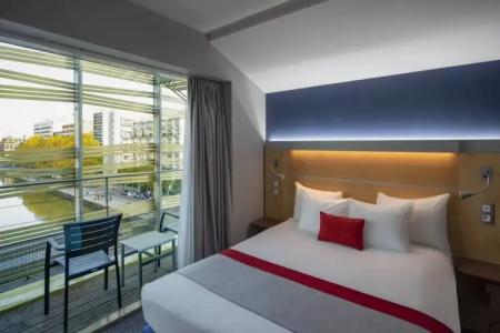 Holiday Inn Express Paris-Canal De La Villette, an IHG - 104