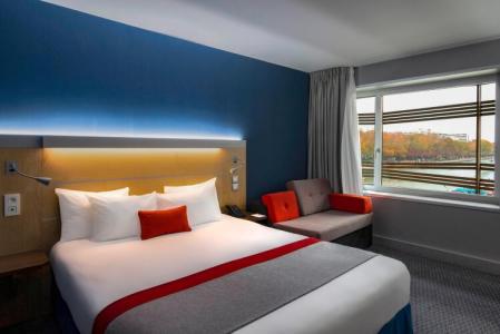 Holiday Inn Express Paris-Canal De La Villette, an IHG - 7