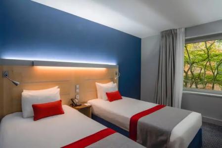 Holiday Inn Express Paris-Canal De La Villette, an IHG - 5