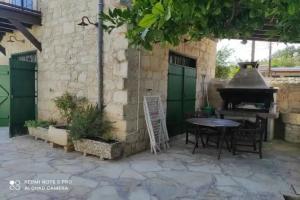 Andrianna's Cottage, Pano Akourdalia