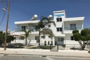 Themis Apartments, Larnaka