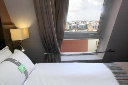 Holiday Inn Paris Montmartre, an IHG - 9