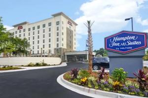 Hampton Inn & Suites Charleston Airport, Charleston