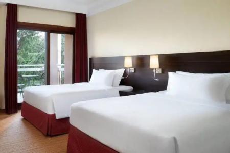 Courtyard by Marriott Rome Central Park - 10