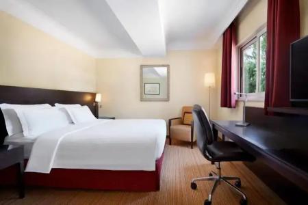 Courtyard by Marriott Rome Central Park - 7