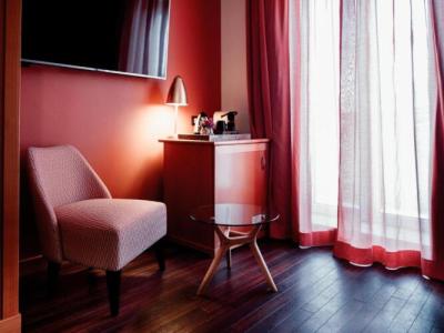 Mercure Roma Corso Trieste - 84