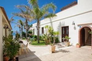 Apartment Hotel «Caposud Residence and Beach Club», Santa Maria del Focallo