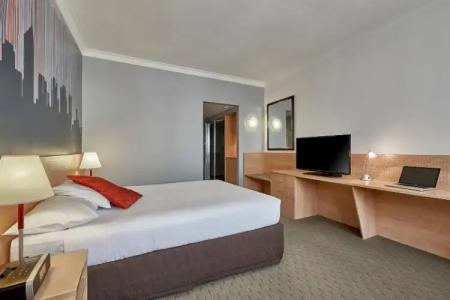 Mercure Perth - 75