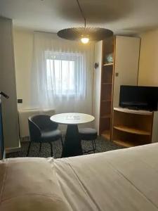 ibis Bordeaux Centre Meriadeck - 82