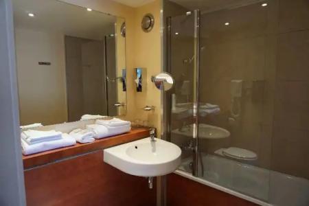 Best Western Royal Caen - 57