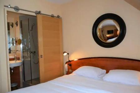 Best Western Royal Caen - 60