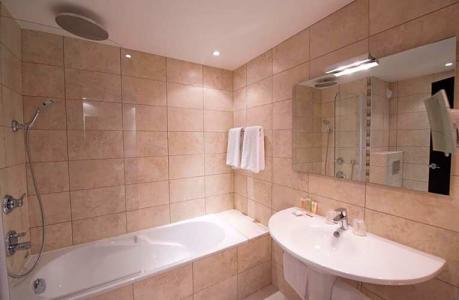 Best Western Premier Le Patio des Artistes Wellness Jacuzzi - 84