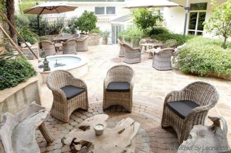 Best Western Premier Le Patio des Artistes Wellness Jacuzzi - 22