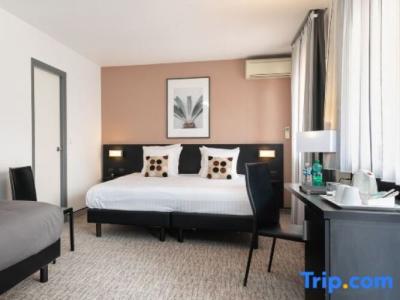 Best Western Mediterranee Menton - 71