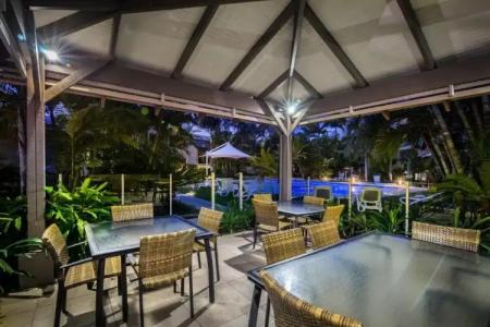 Noosa Harbour Resort - 28