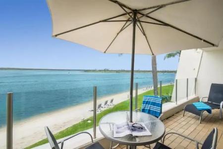 Noosa Harbour Resort - 55