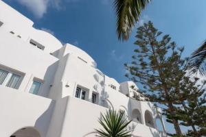 Daedalus Hotel, Fira