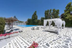 Aliki - Hotels