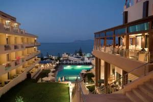 Agia Marina - Hotels